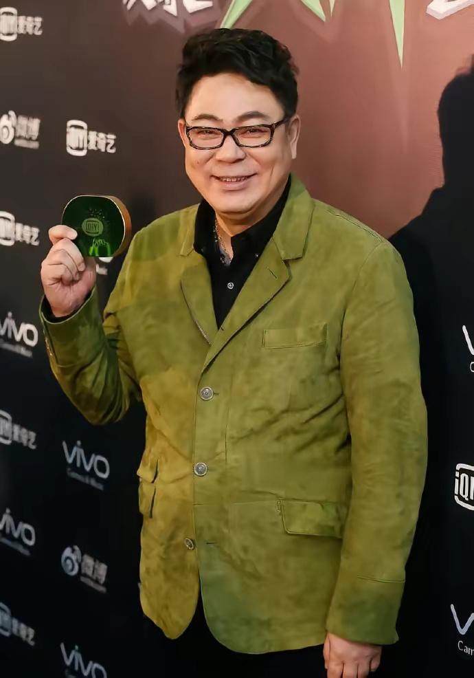 家有儿女角色“夏东海”扮演者高亚麟涉嫌家暴出轨,网友纷纷发声!